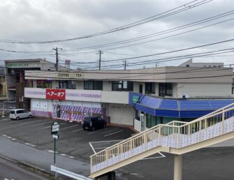 貸店舗　シャインビル２階　４号室