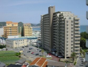 賃貸マンション　セレーニア鴨川714号室　東南角部屋